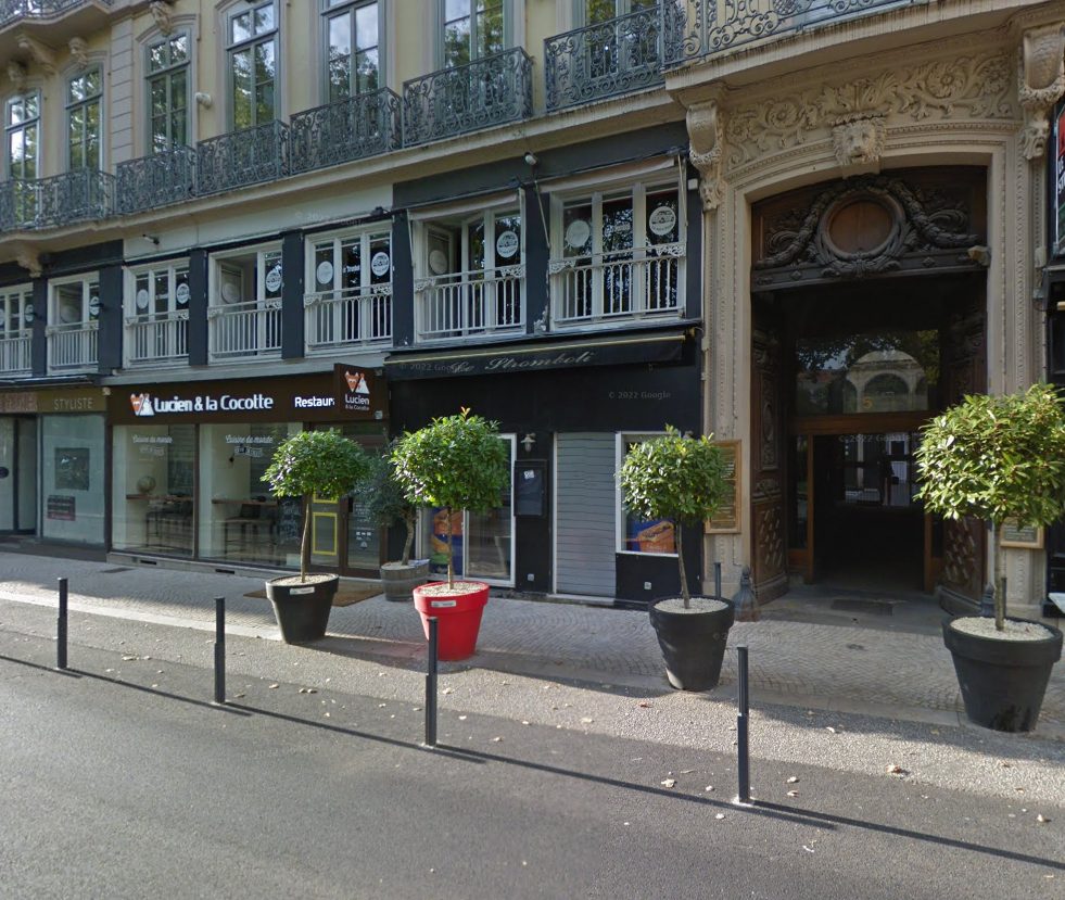 Local commercial  - 165m² - ST ETIENNE