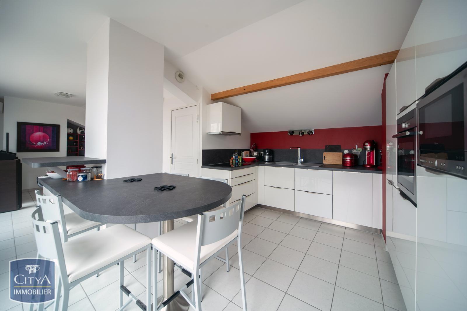 Appartement 3 pièces - 78m² - CHARNAY LES MACON