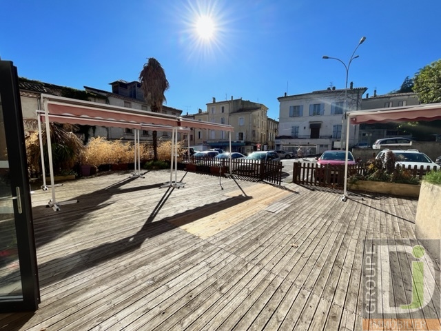 Local commercial  - 172m² - CREST
