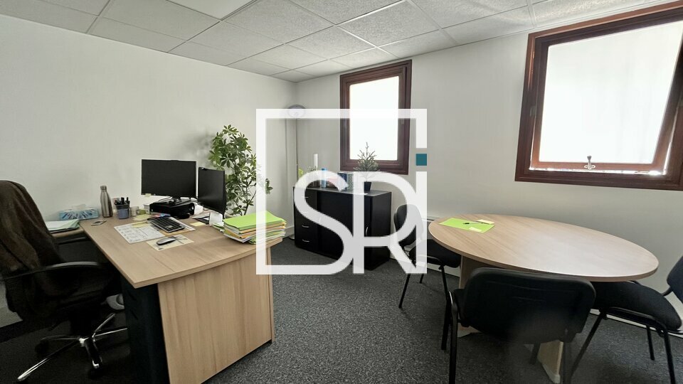 Local Professionnel  - 15m² - CLERMONT FERRAND