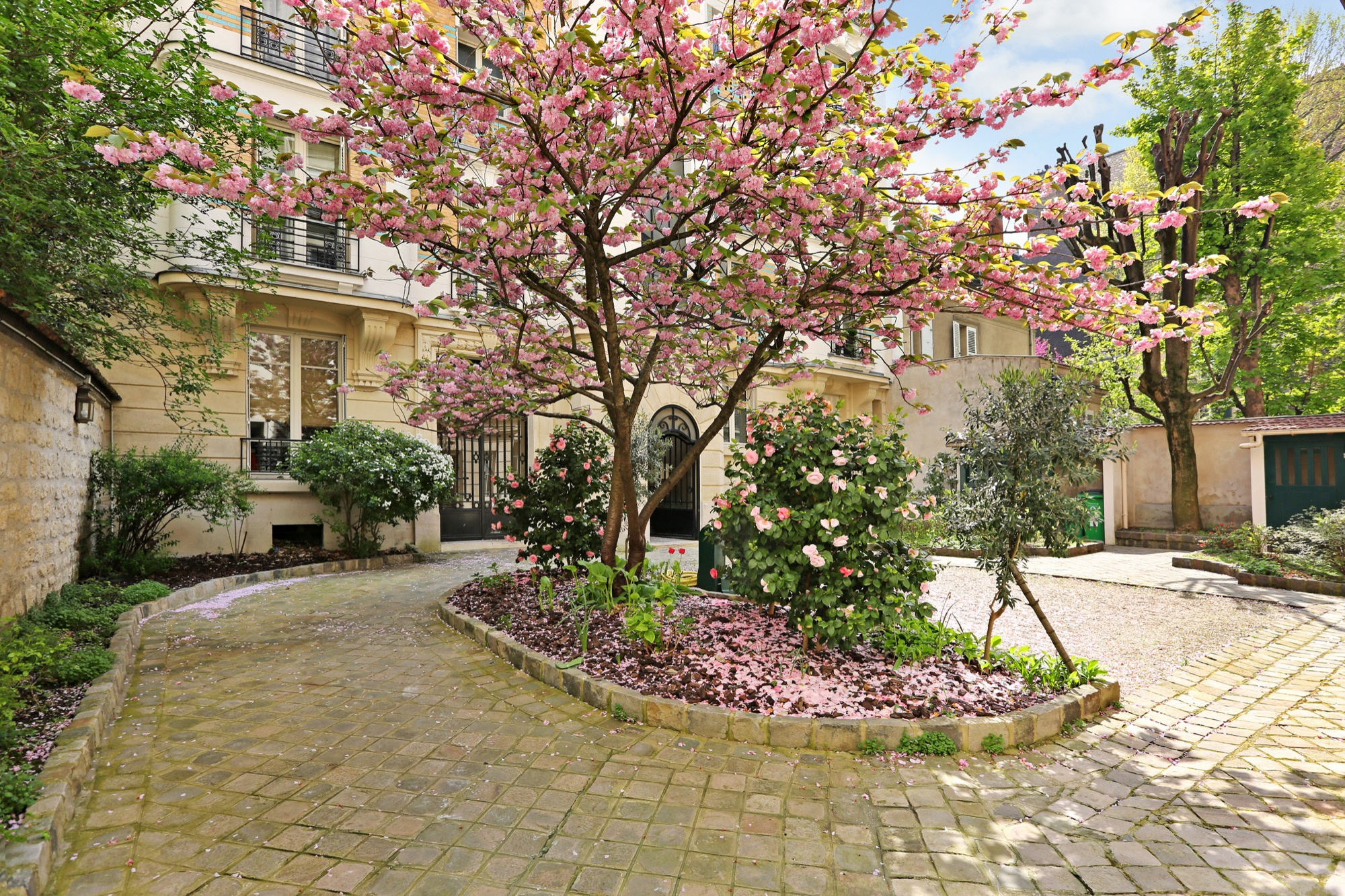 Appartement 1 pièce(s) 15 m²à vendre Paris-16e-arrondissement