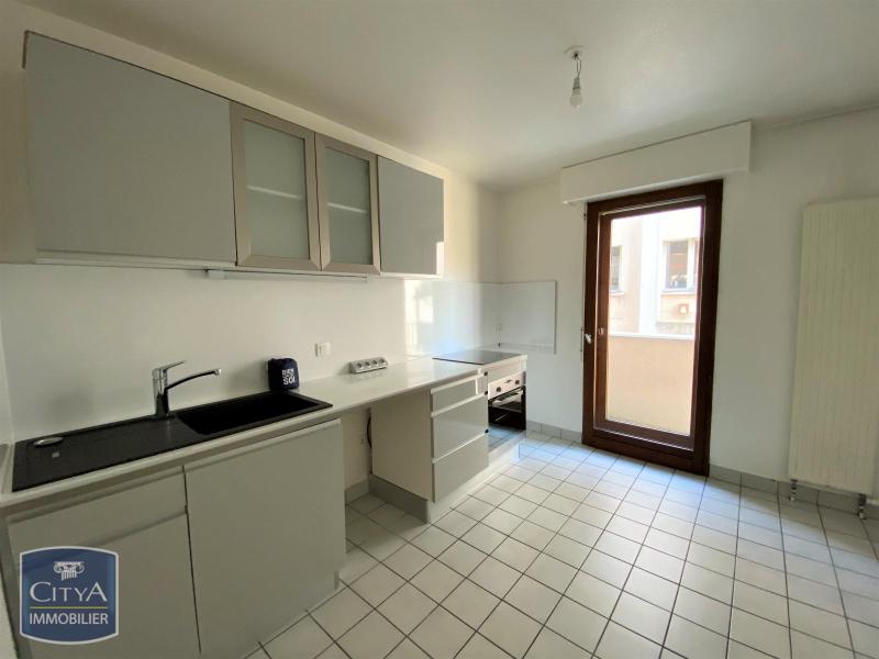 Appartement 3 pièces - 69m² - CHAMBERY