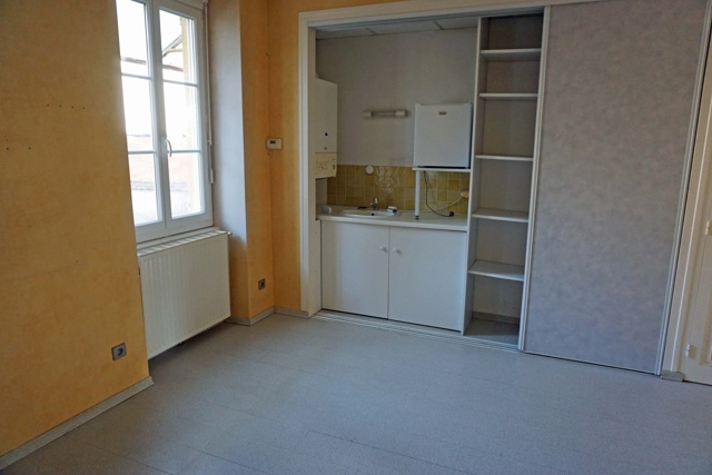 Appartement 2 pièces - 51m² - PARAY LE MONIAL