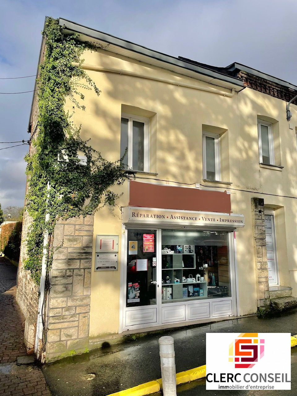 Local commercial  - GRAND COURONNE