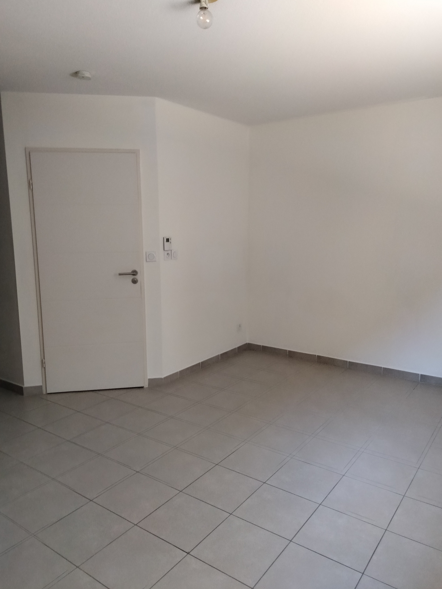 Appartement 1 pièce - 26m² - CASTELNAU LE LEZ