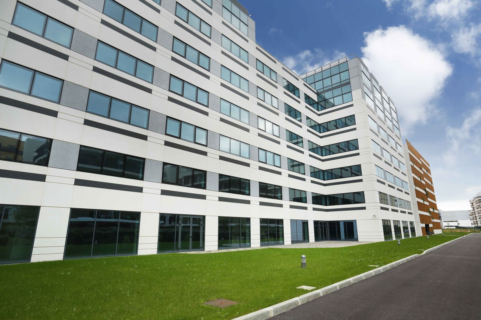 Local Professionnel  - 13 010m² - VELIZY VILLACOUBLAY