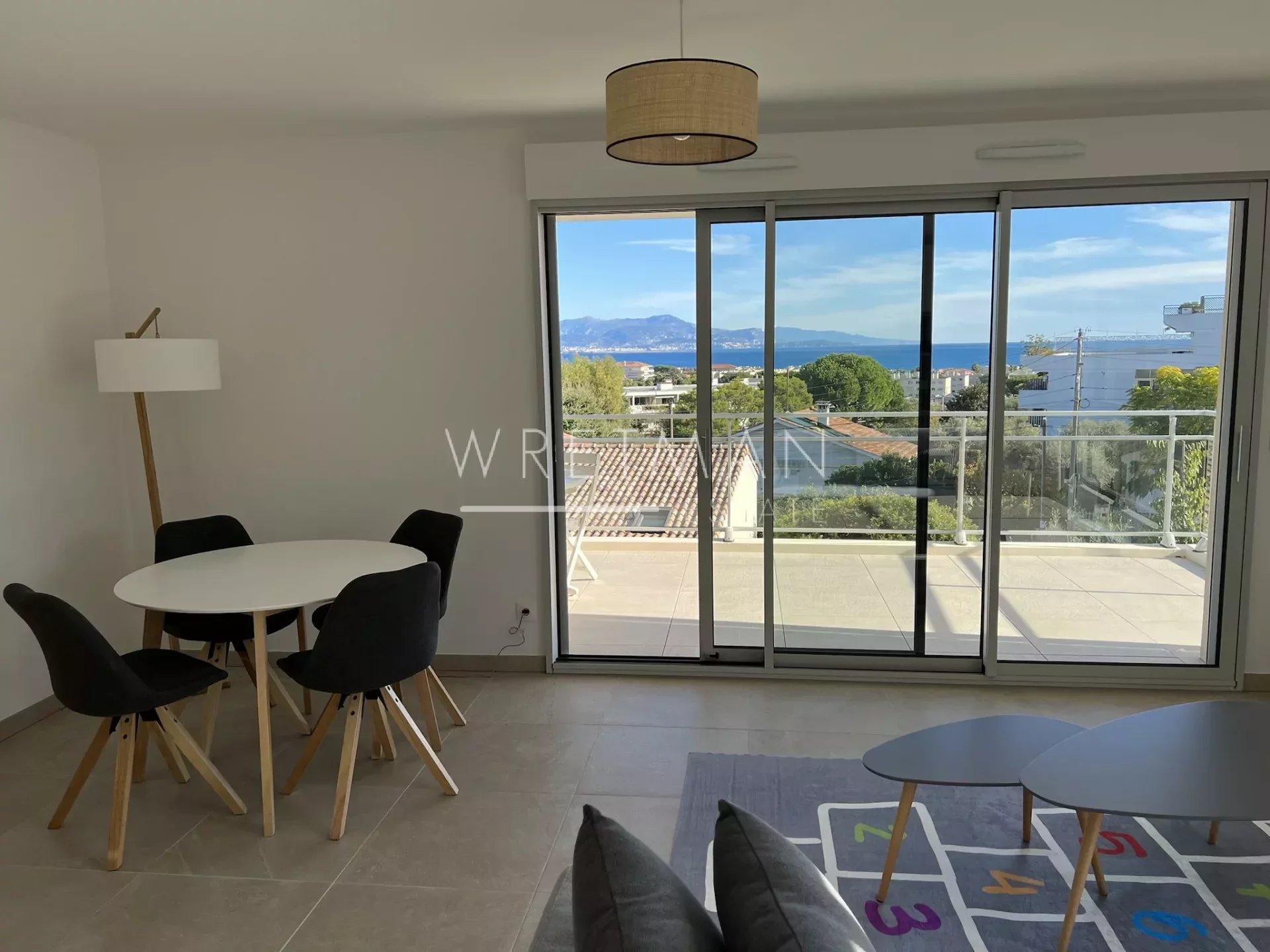 Appartement 2 pièces - 53m² - ANTIBES