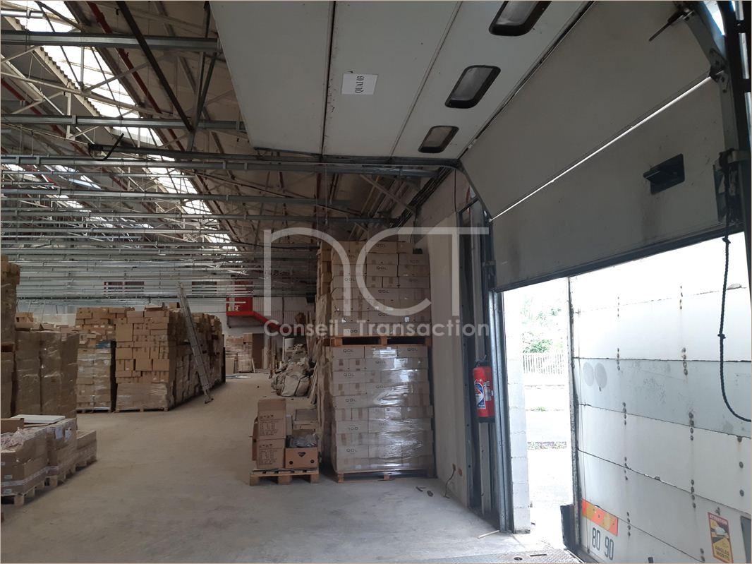 Local industriel  - 3 000m² - ATHIS MONS