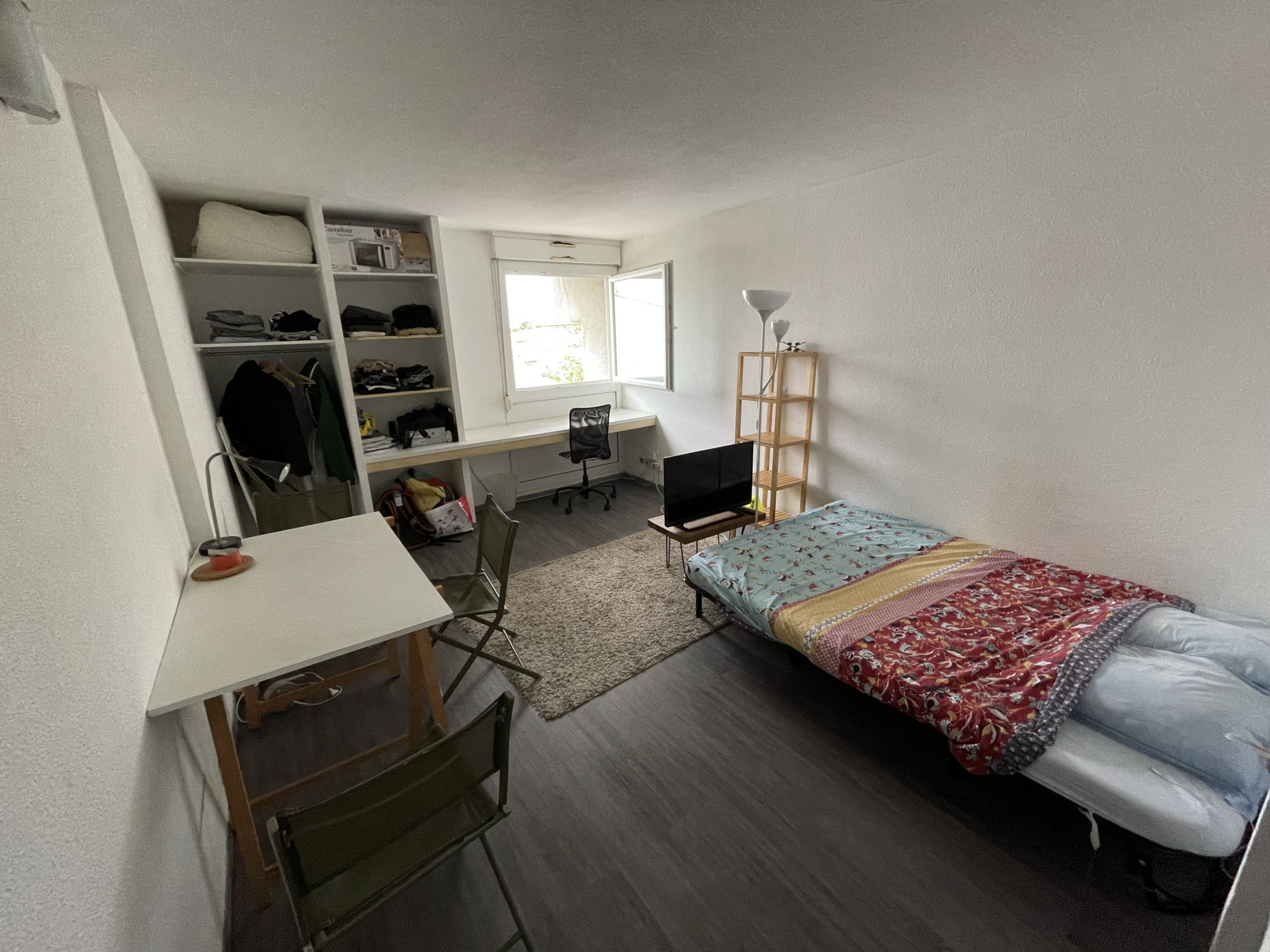 Appartement 1 pièce - 24m² - NIMES
