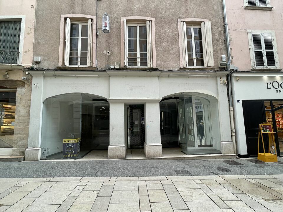 Local commercial  - 152m² - MACON
