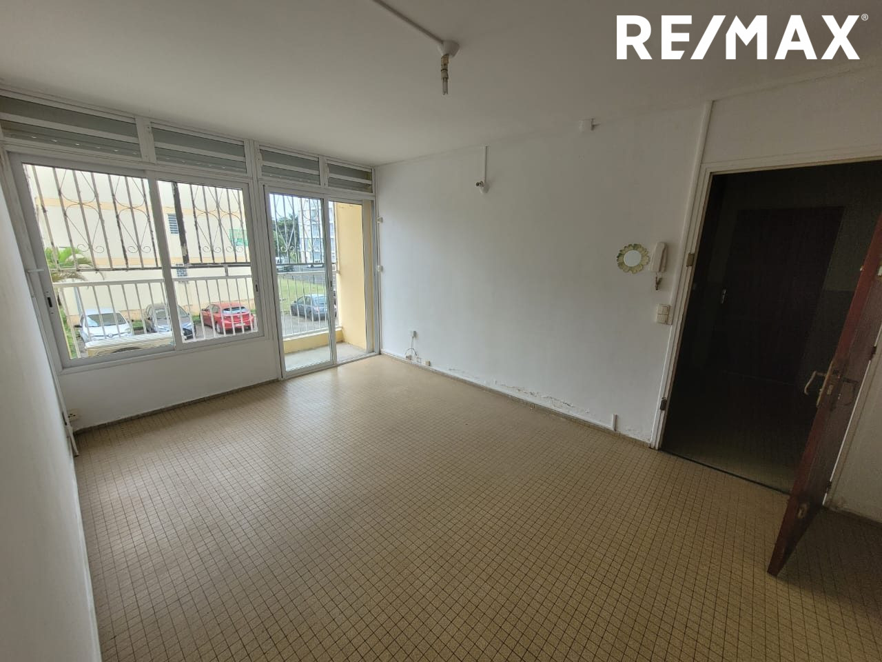 Appartement 3 pièces - 56m² - LES ABYMES