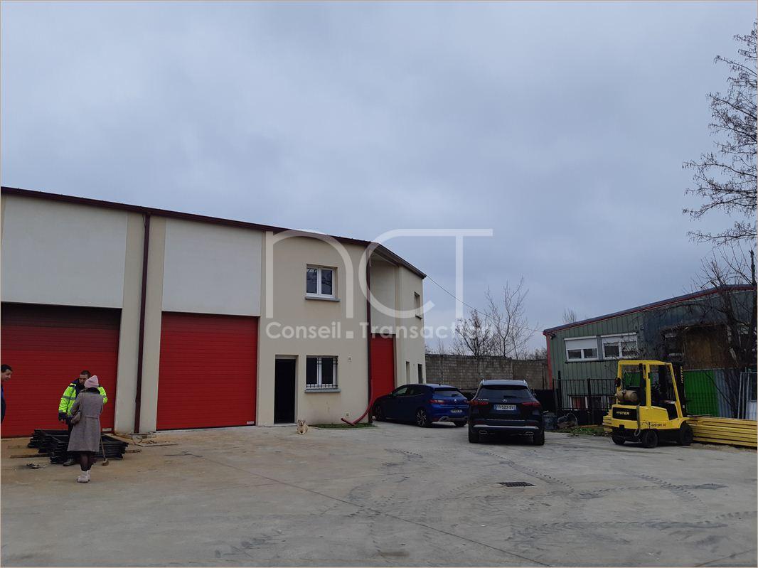 Local industriel  - 300m² - STAINS
