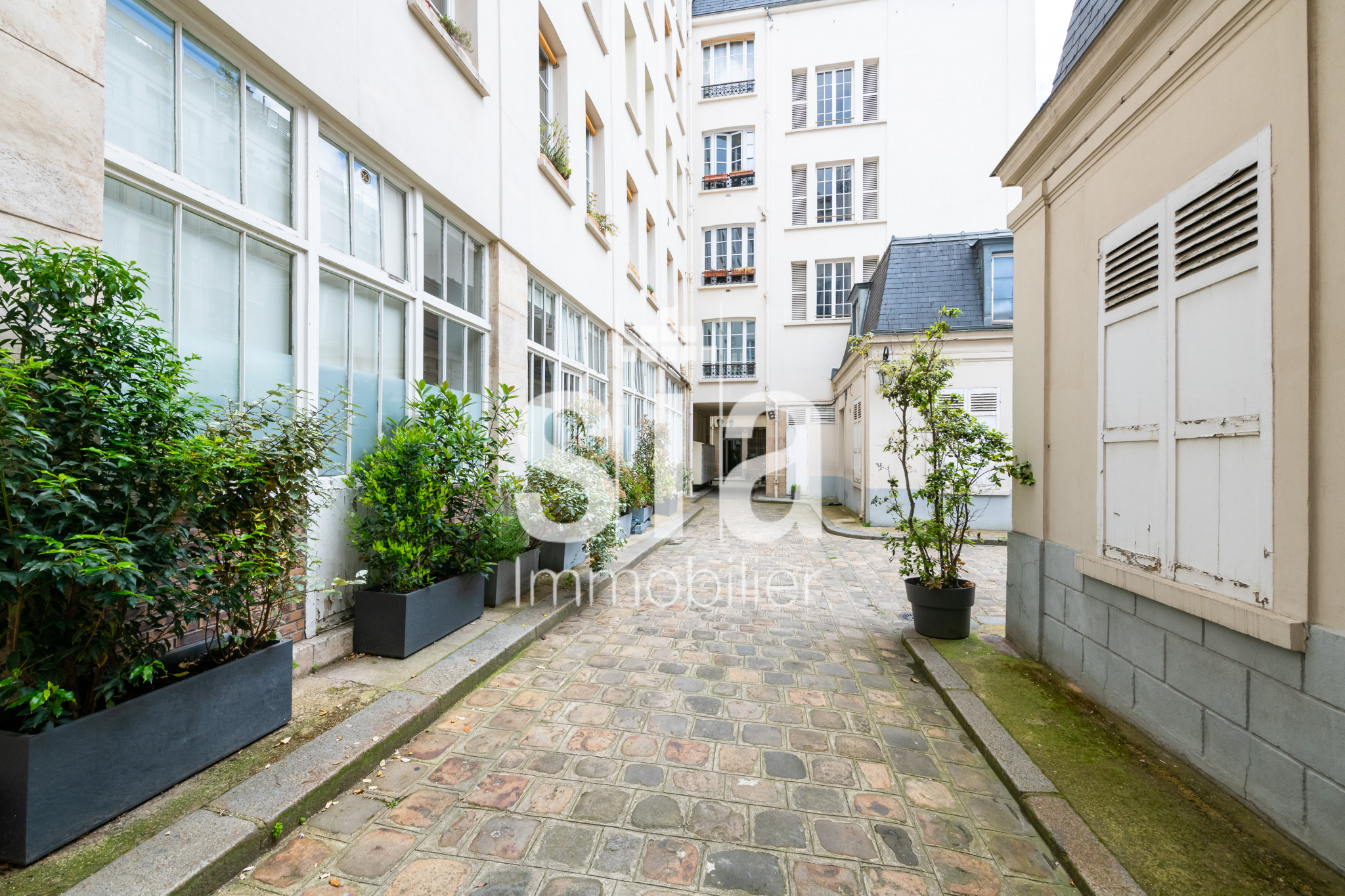 Appartement 2 pièces - 39m² - PARIS  - 11ème
