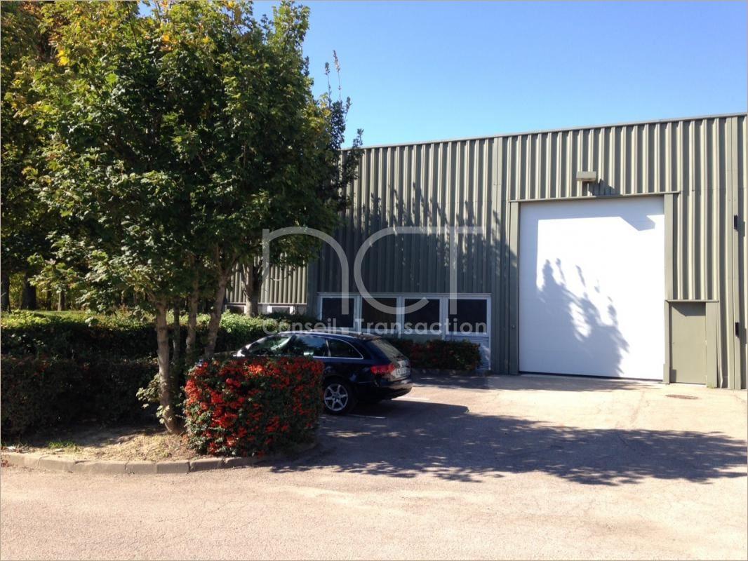 Local industriel  - 2 204m² - TRAPPES