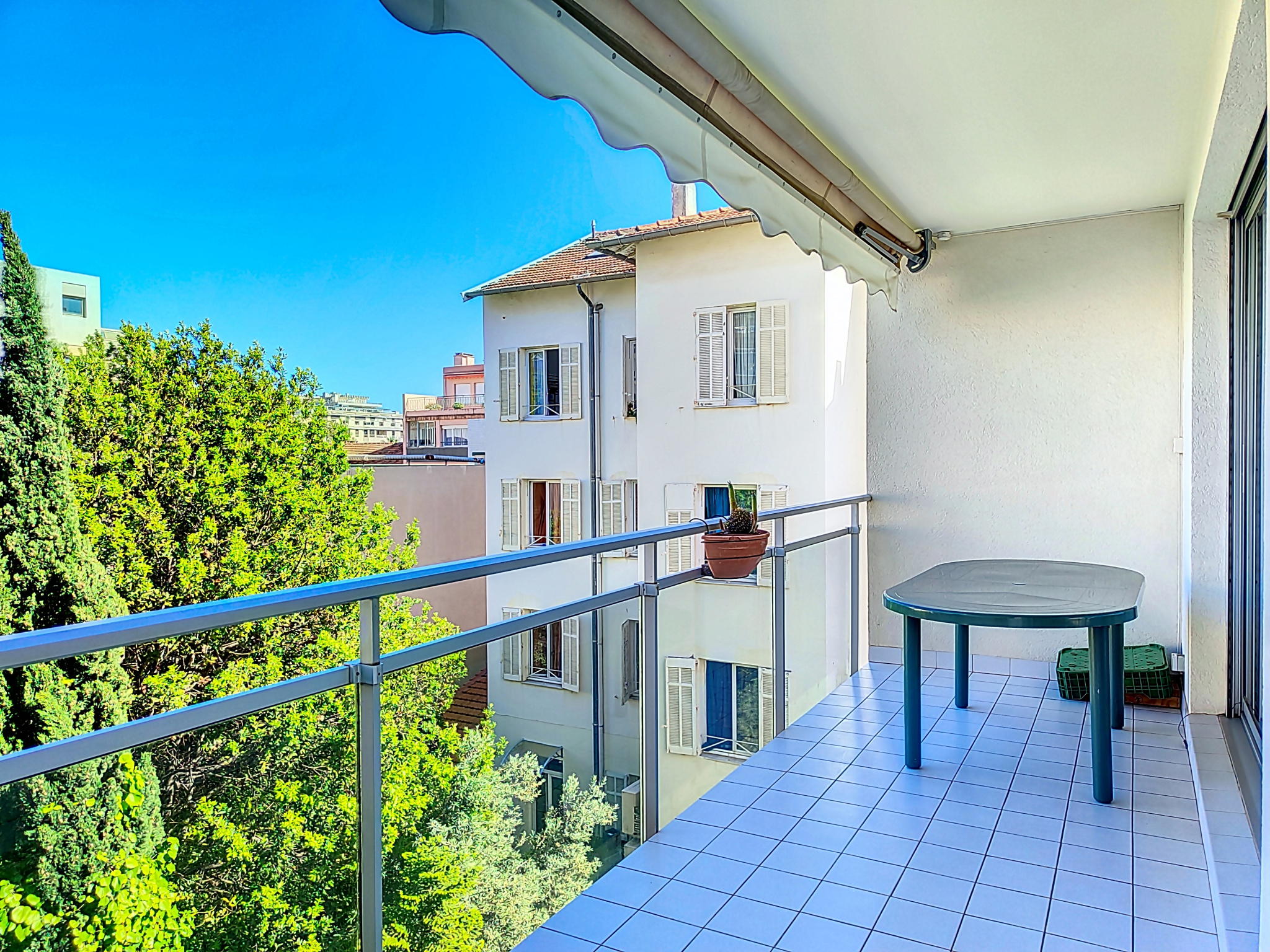 Appartement 2 pièces - 51m² - ANTIBES