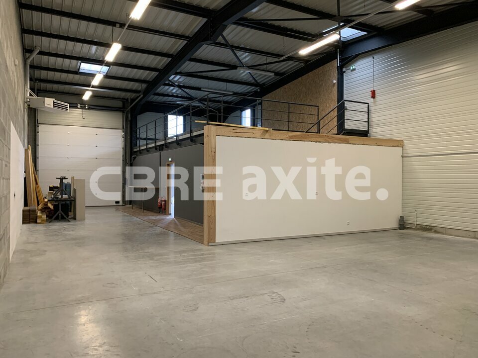Local industriel  - 250m² - RUMILLY
