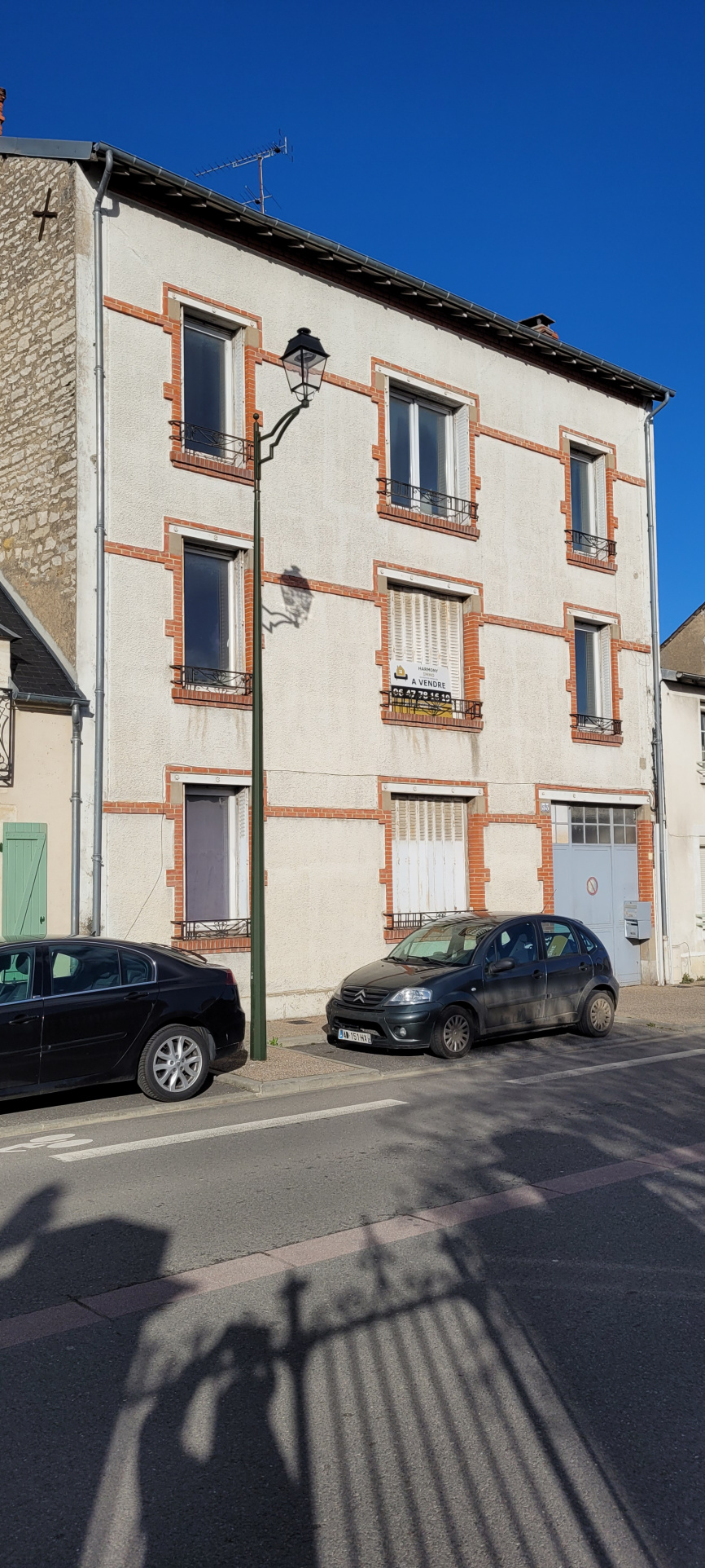 Immeuble  - 159m² - ST AMAND MONTROND