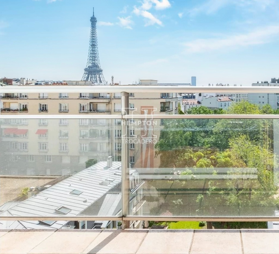 Appartement 2 pièces - 65m² - PARIS - 16ème
