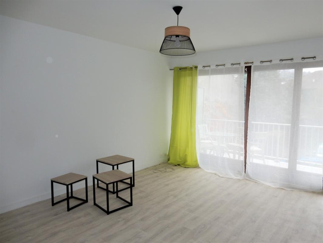 Appartement 1 pièce - Meublé  - 38m² - AIX LES BAINS