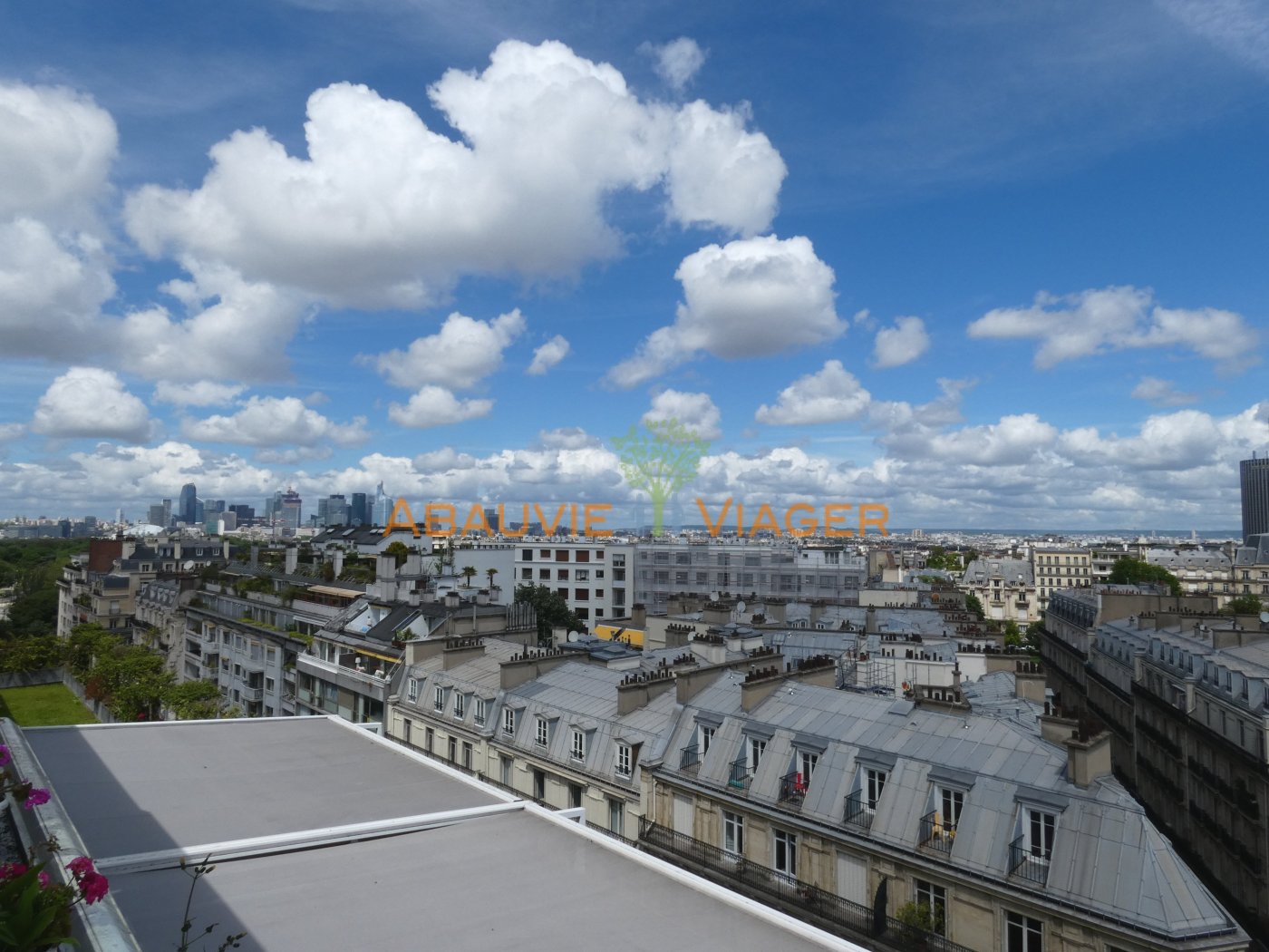 Appartement 3 pièces - 88m² - PARIS 16