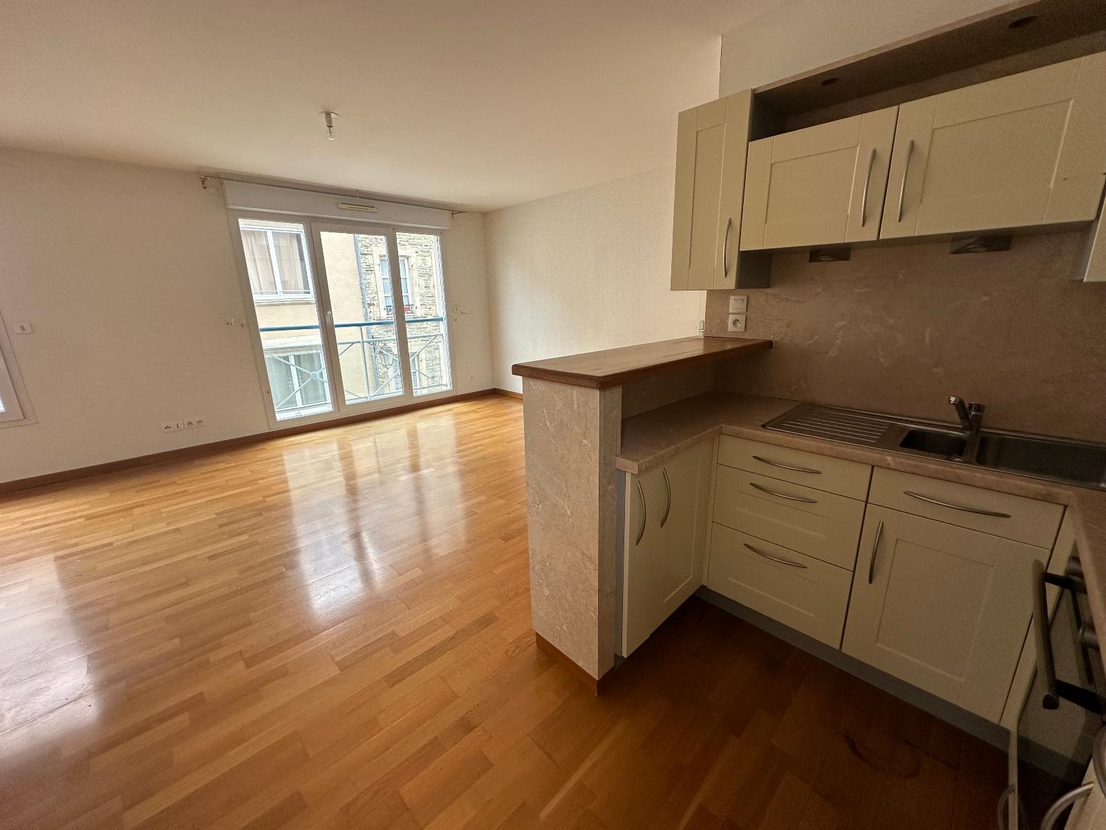 Appartement 2 pièces - 66m² - CHERBOURG-EN-COTENTIN