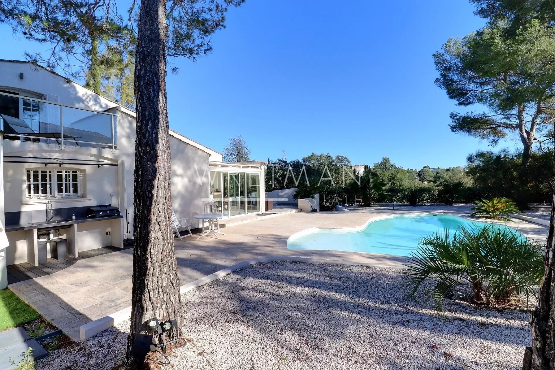 Maison 5 pièces - 118m² - FREJUS