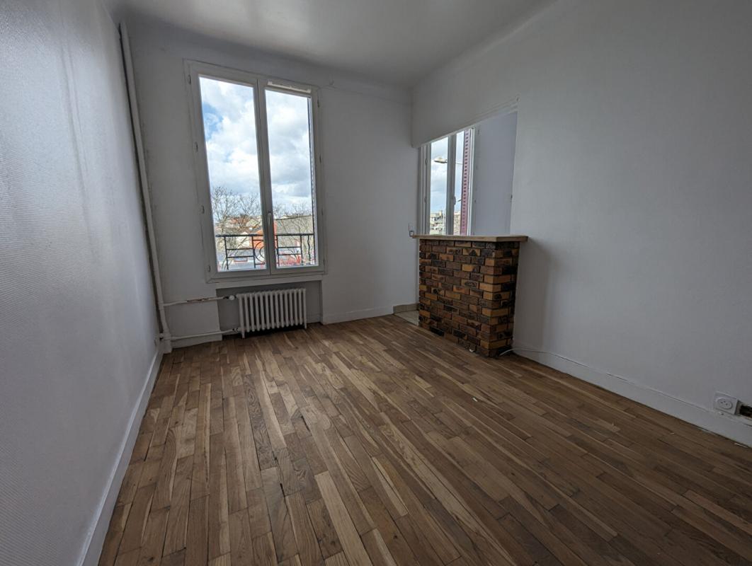 Appartement 2 pièces - 33m² - LA COURNEUVE