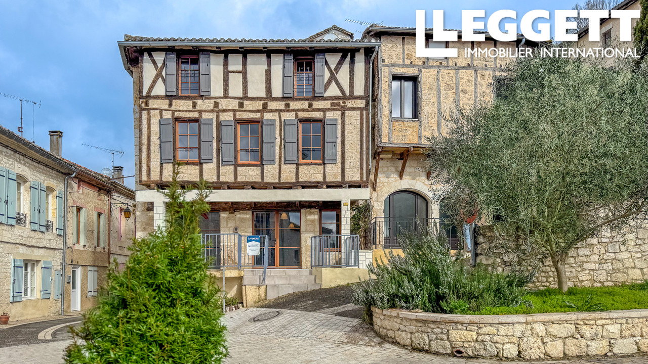 Maison 15 pièces - 450m² - MONTAIGU DE QUERCY