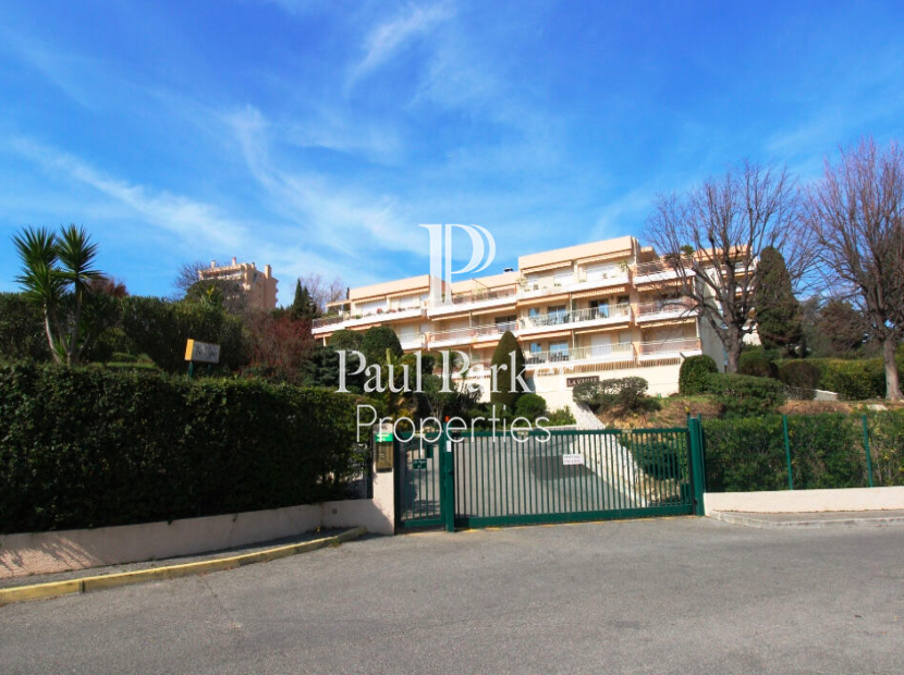 Appartement 4 pièces - 99m² - ANTIBES