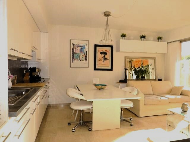 Appartement 3 pièces - 54m² - ANTIBES