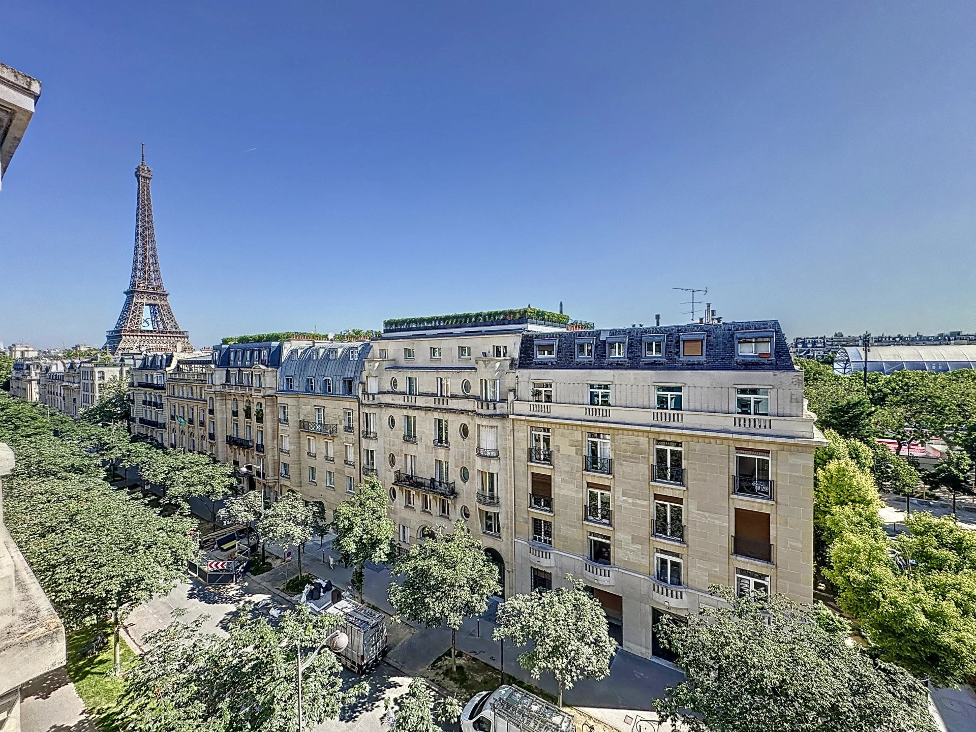 Appartement 5 pièces - 128m² - PARIS  - 7ème