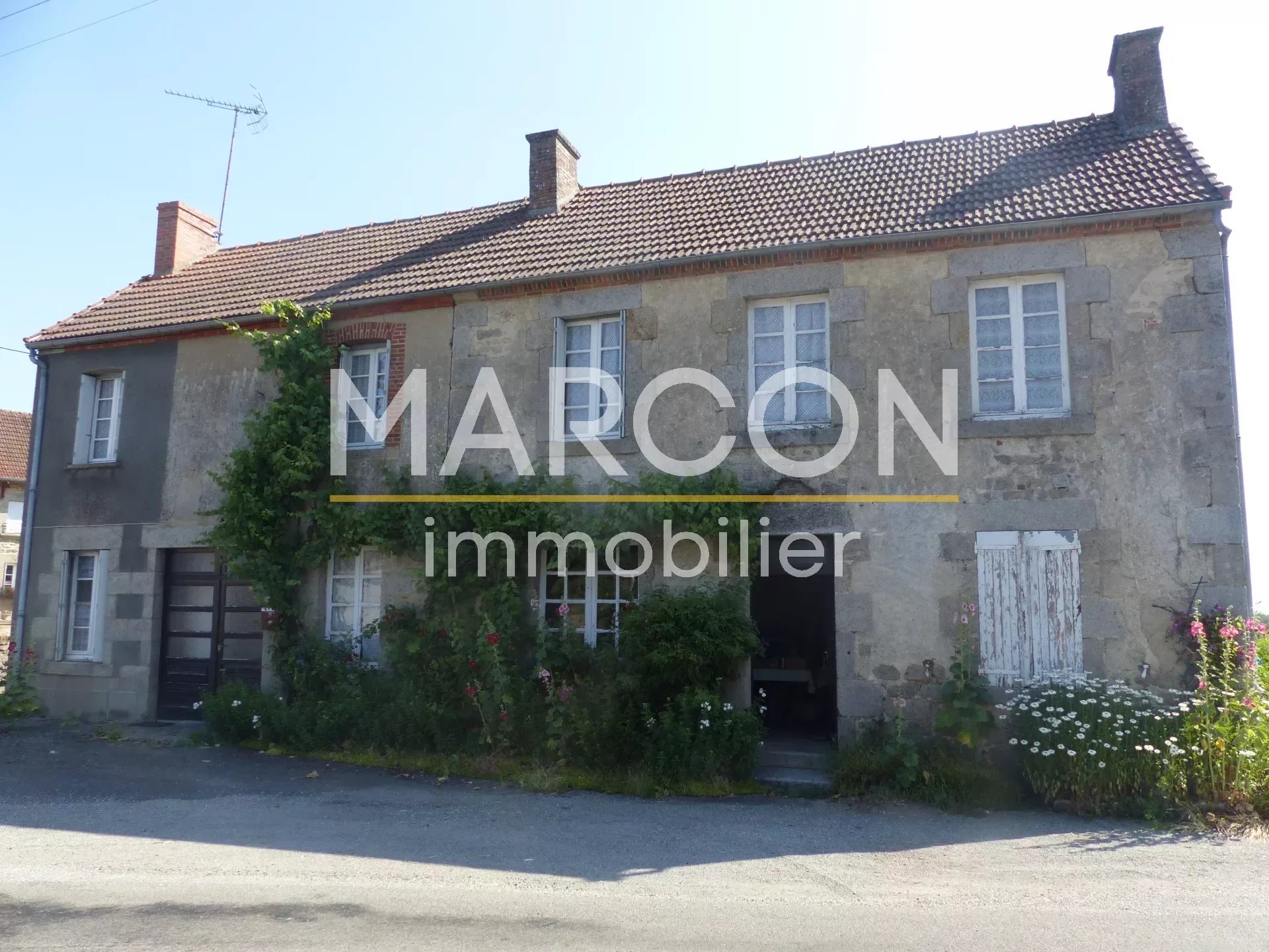 Maison 8 pièces - 159m² - CHENERAILLES