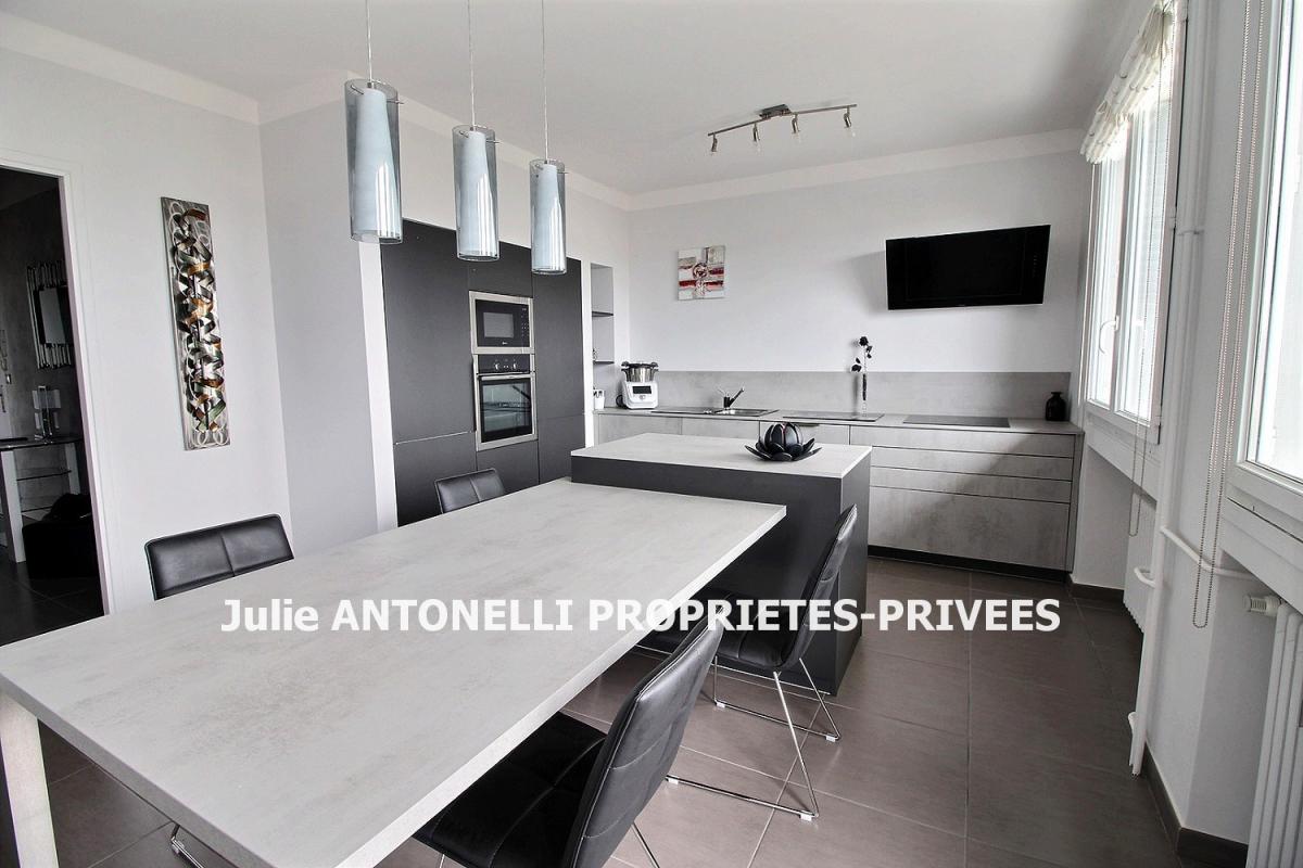 Appartement 3 pièces - 87m² - ROCHETAILLEE