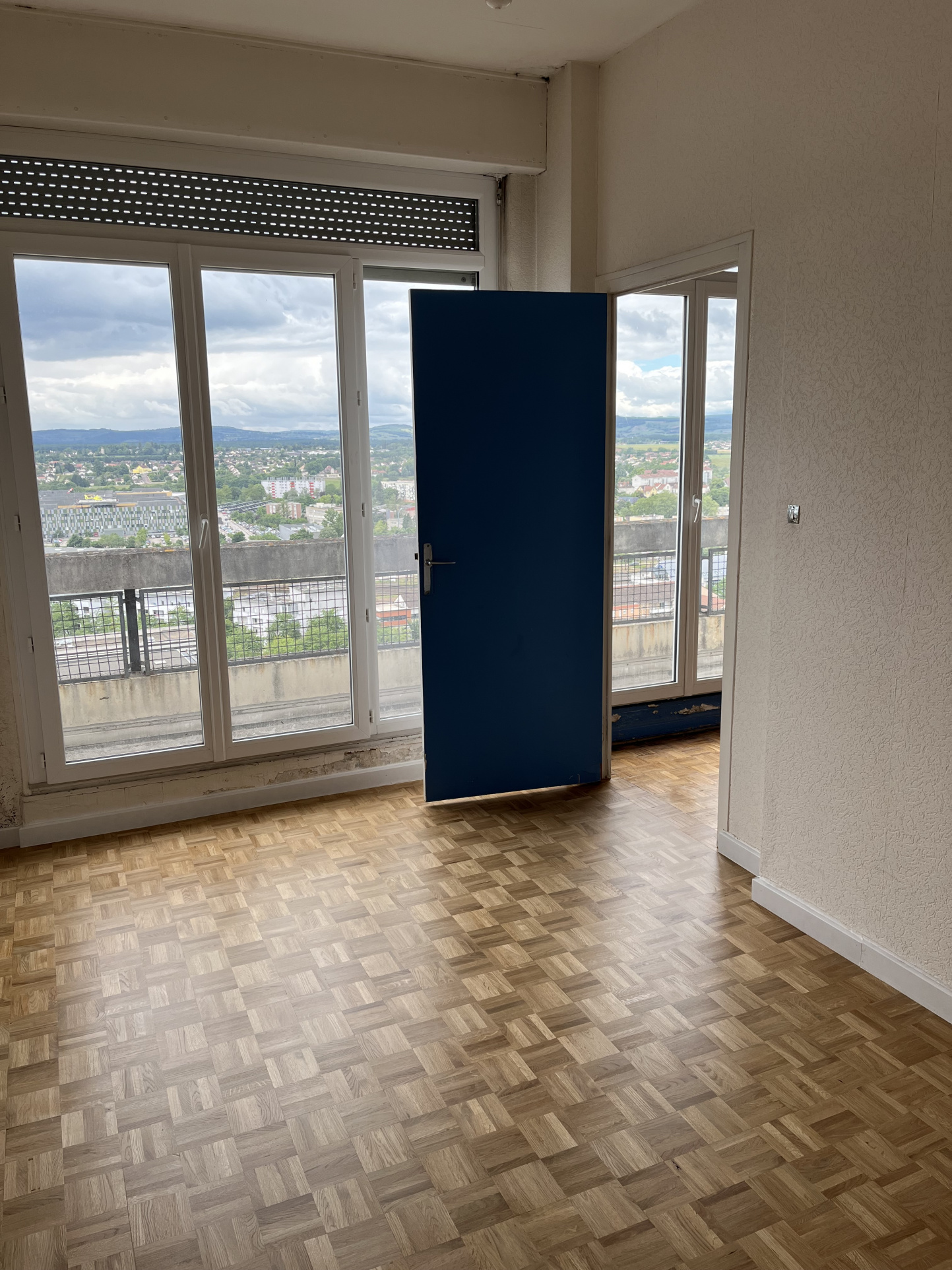 Appartement 2 pièces - 54m² - CHALON SUR SAONE