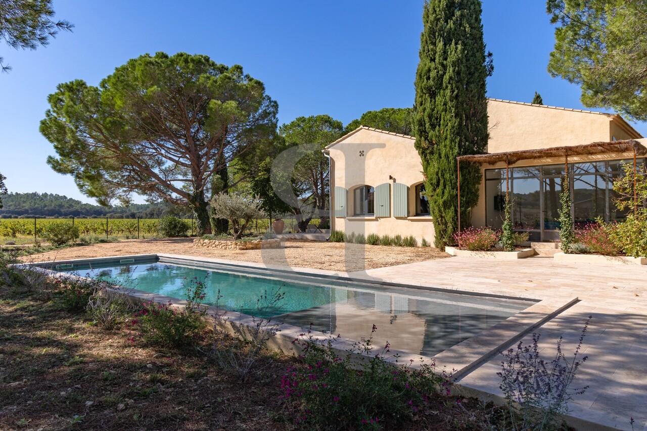 Maison 7 pièces - 197m² - GRIGNAN