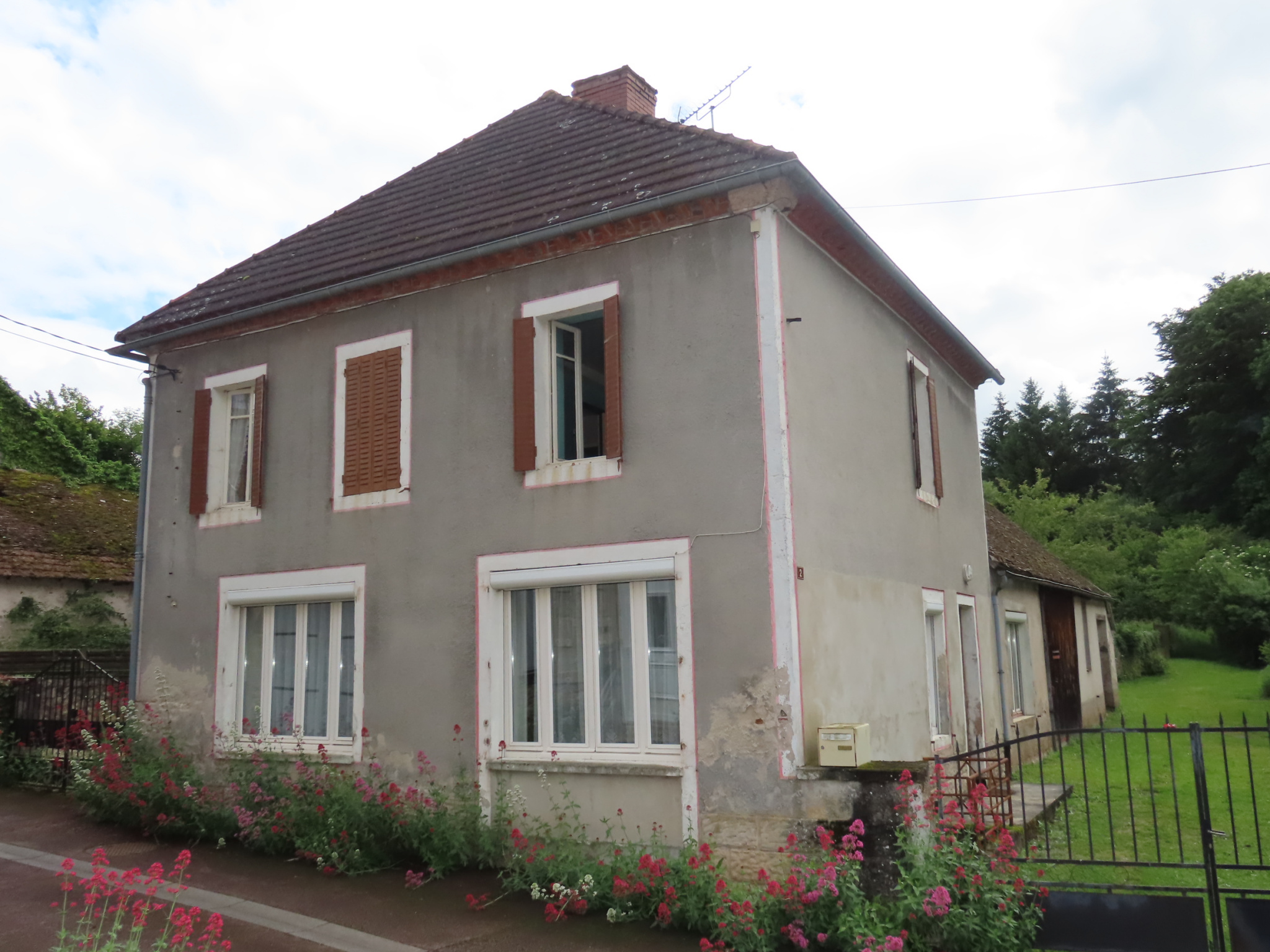 Maison 4 pièces - 122m² - ECHASSIERES