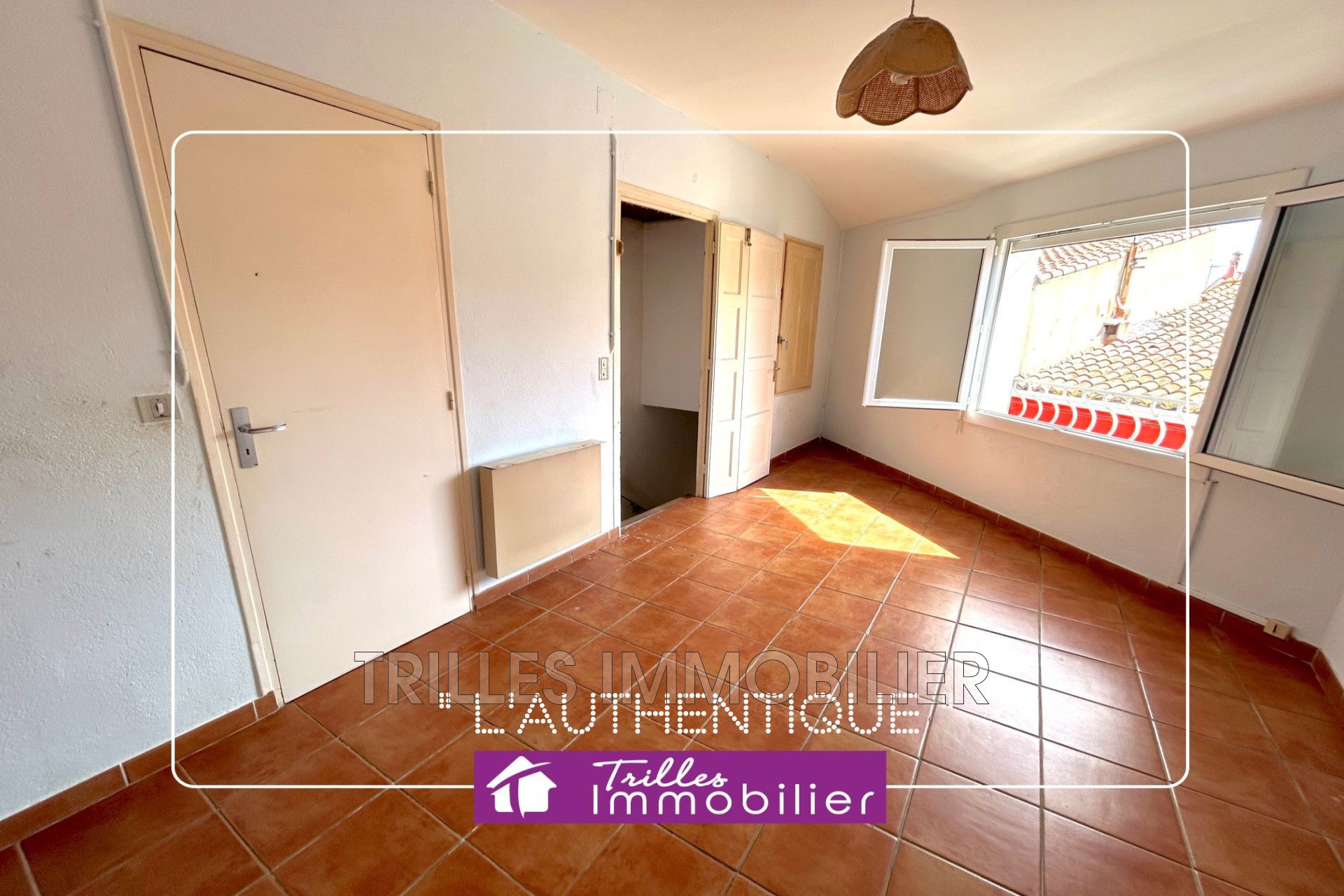 Maison 3 pièces - 56m² - ST LAURENT DE LA SALANQUE