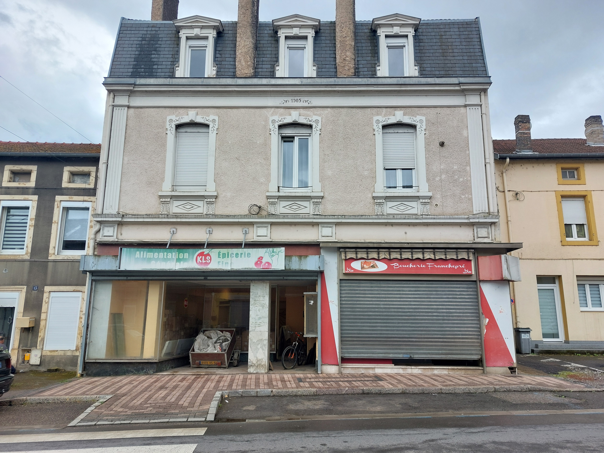 Local commercial  - 89m² - JOEUF