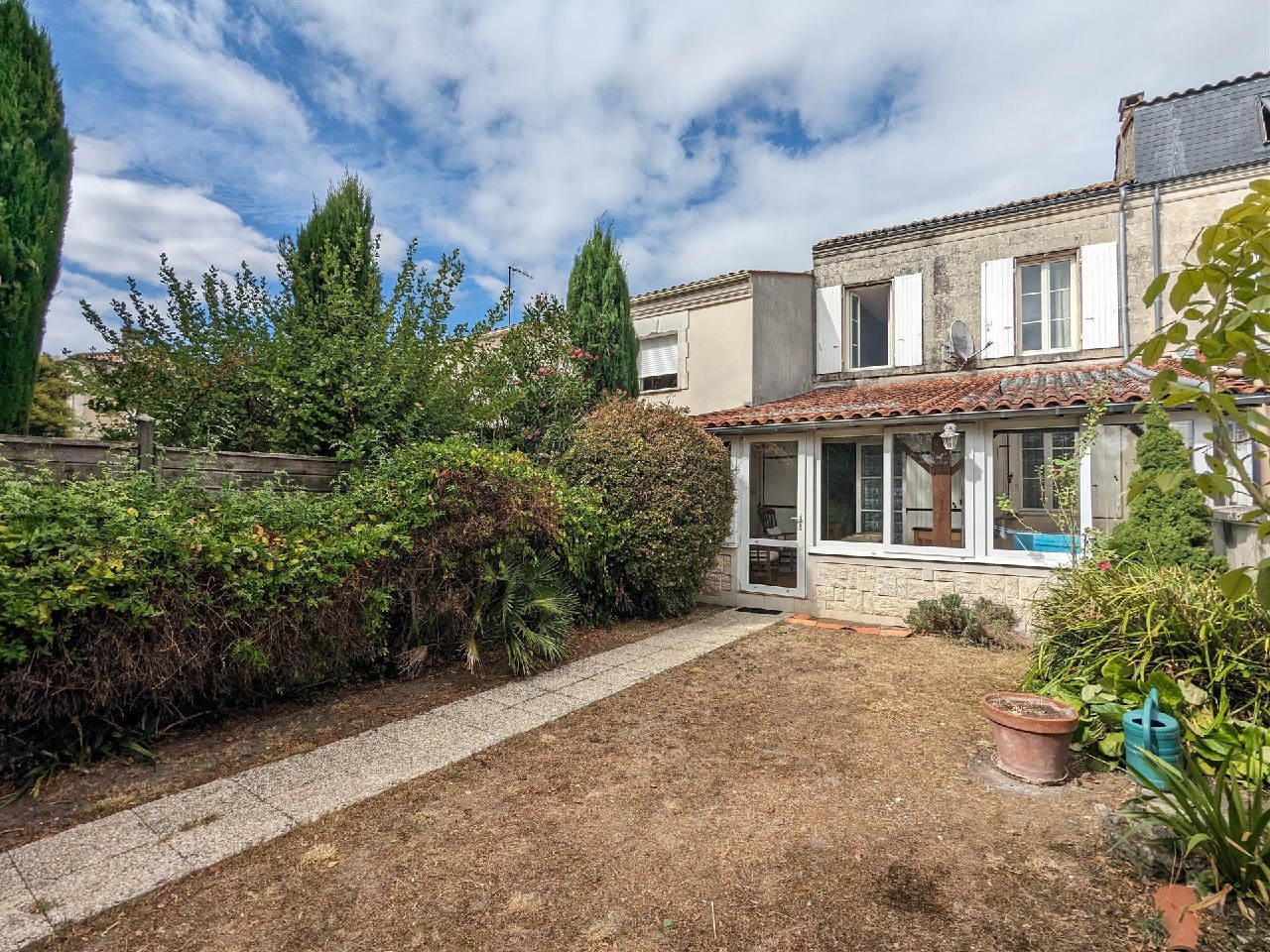 Maison 5 pièces - 93m² - COGNAC