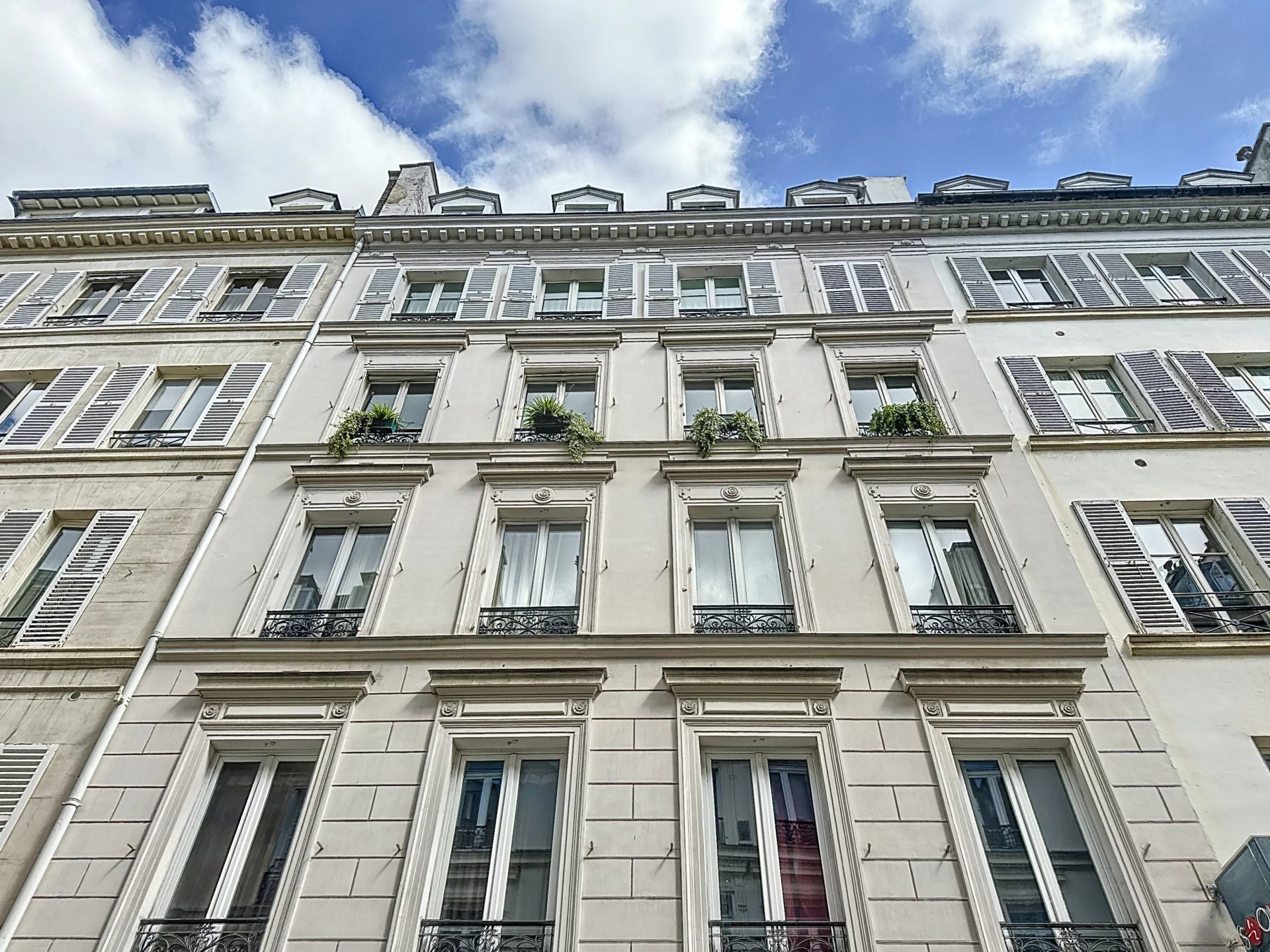 Appartement 4 pièces - 85m² - PARIS  - 8ème