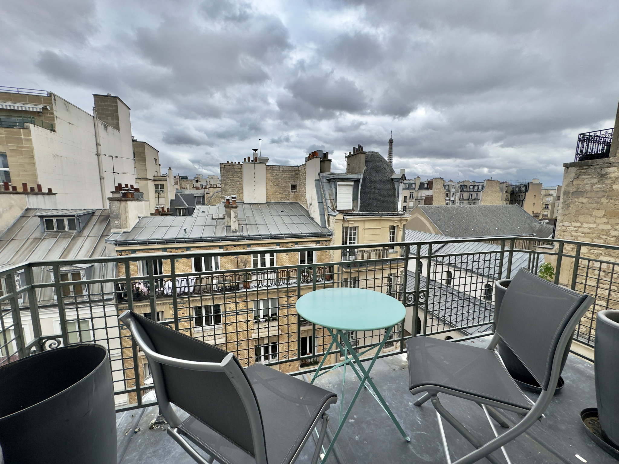 Appartement 5 pièces - 102m² - PARIS - 16ème