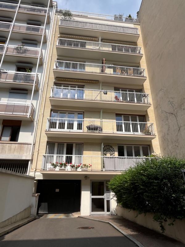 Appartement 2 pièces - 50m² - LEVALLOIS PERRET