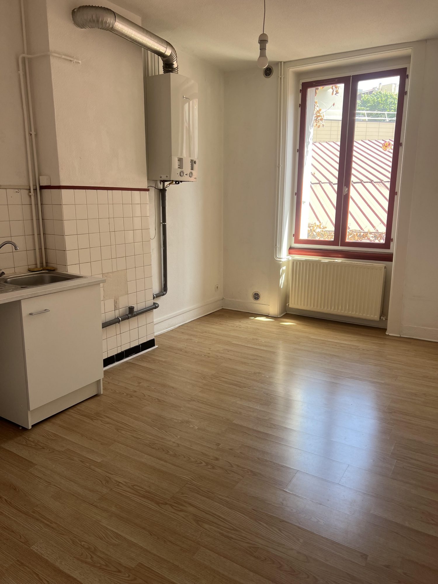 Appartement 2 pièces - 53m² - ST ETIENNE