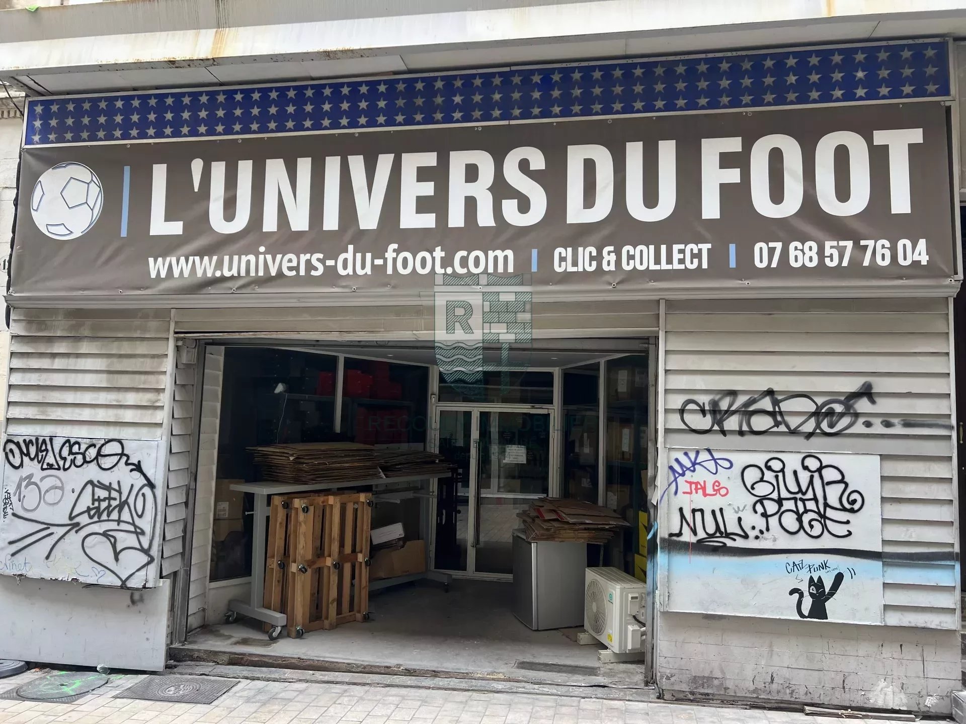 Local commercial  - 106m² - MARSEILLE  - 1er