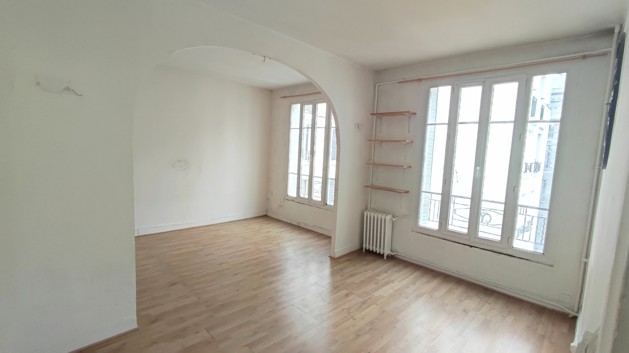 Appartement 2 pièces - 32m² - PARIS  - 18ème
