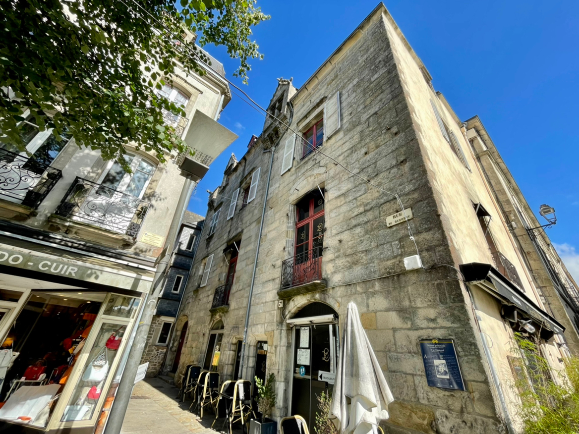 Maison 7 pièces - 227m² - QUIMPER