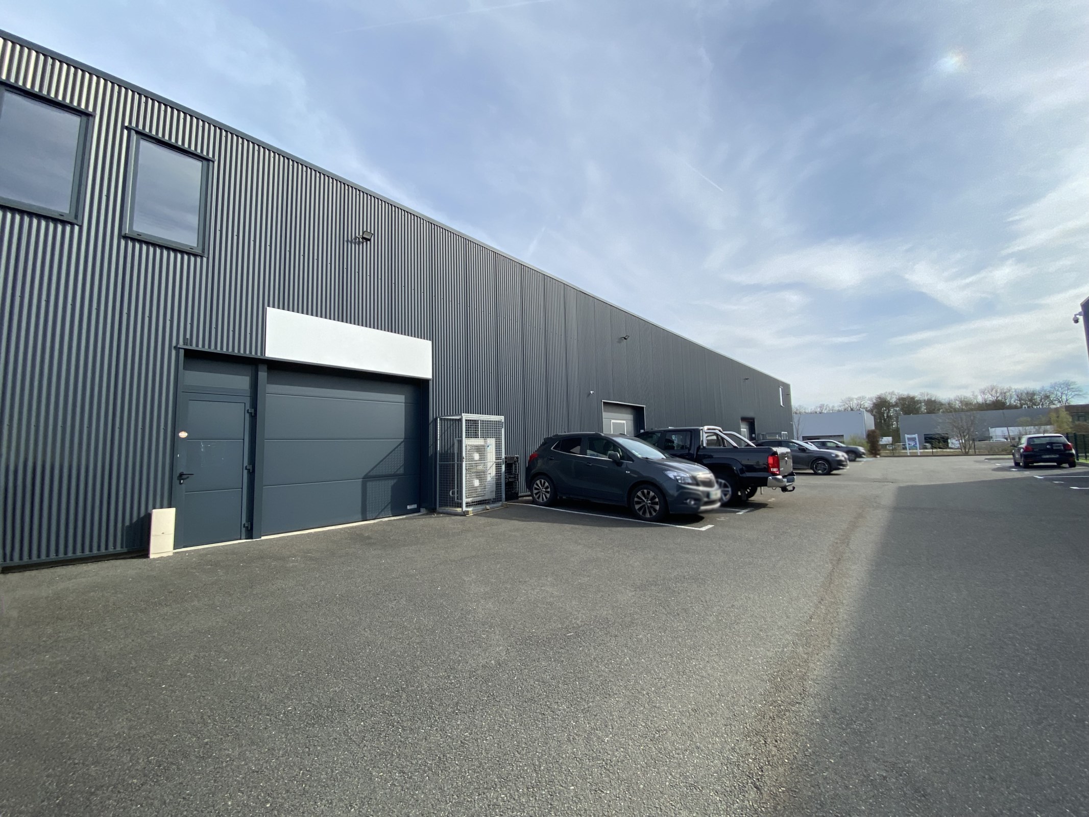 Local industriel  - 433m²