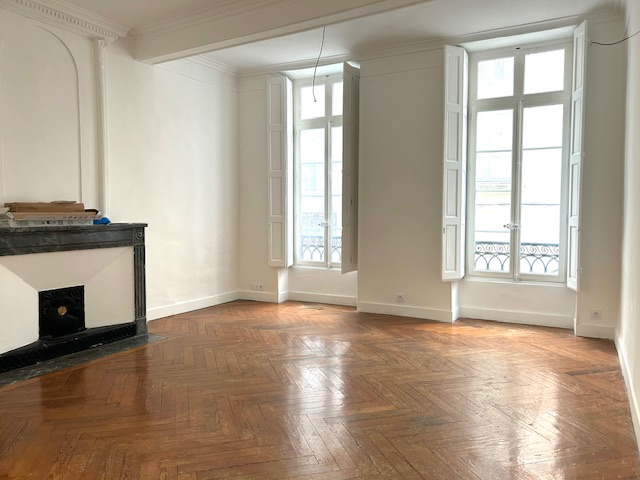 Appartement 4 pièces - 82m² - NIMES