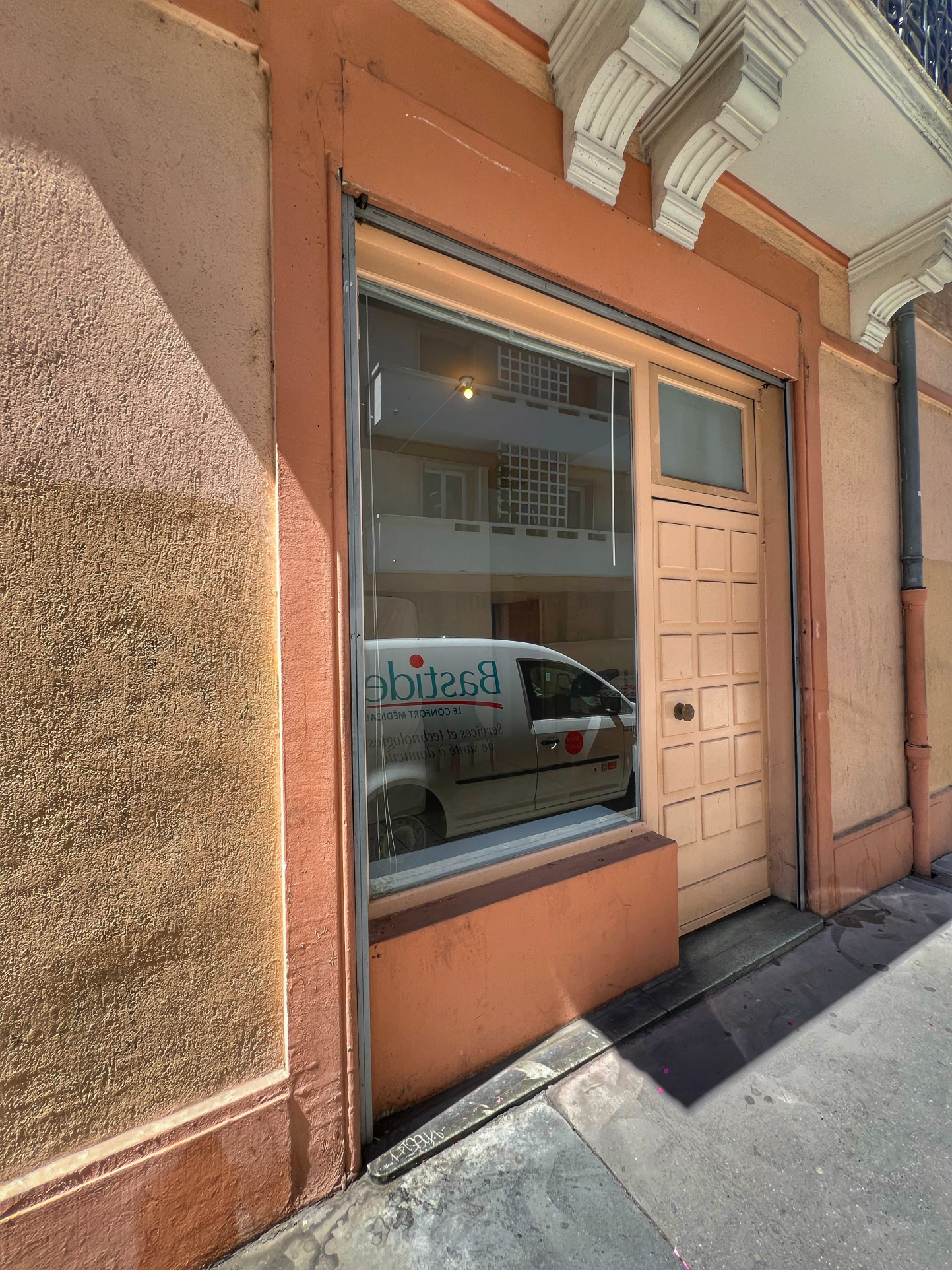 Local Professionnel  - 81m² - TOULOUSE