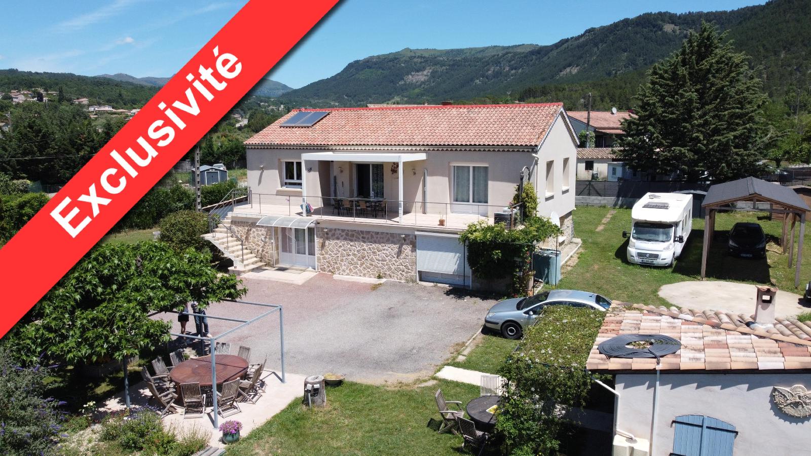 Maison 3 pièces - 211m² - VESSEAUX